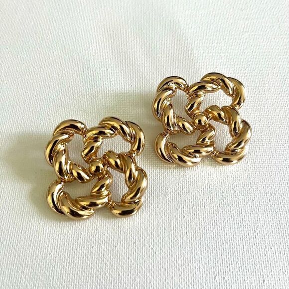 Geo twist earrings A101 - Picture 1 of 5